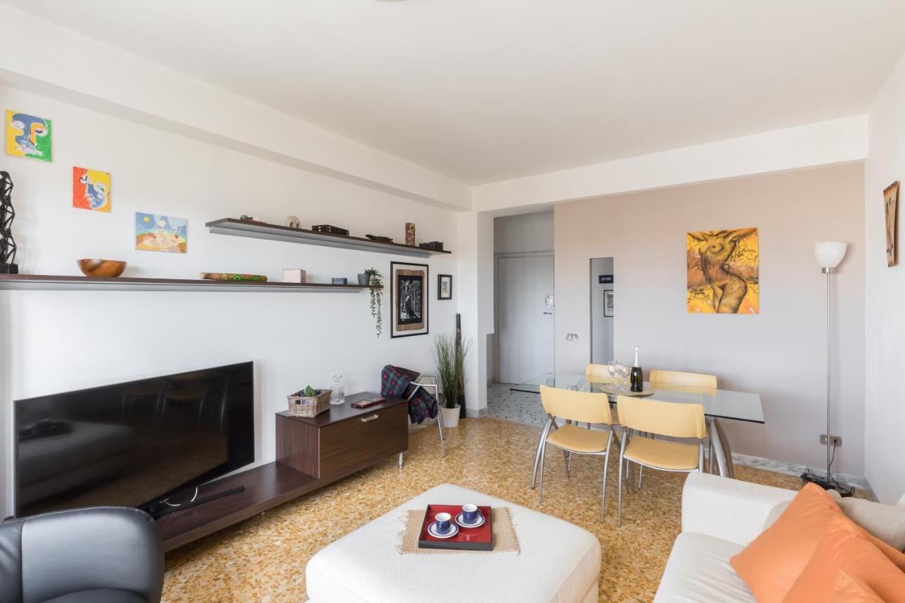 Amoretti Apartment, 6 Persone, 3 Camere, 2 Bagni, Balcone, Wi-Fi, Metro B Monti Tiburtini Roma Exterior foto