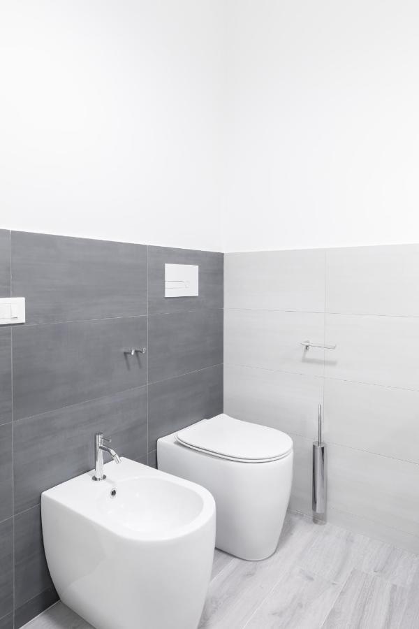 Amoretti Apartment, 6 Persone, 3 Camere, 2 Bagni, Balcone, Wi-Fi, Metro B Monti Tiburtini Roma Exterior foto
